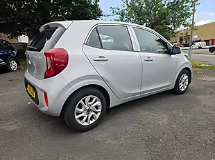 Used 2018 Kia Picanto 2 Silver - Interior and Exterior details 6