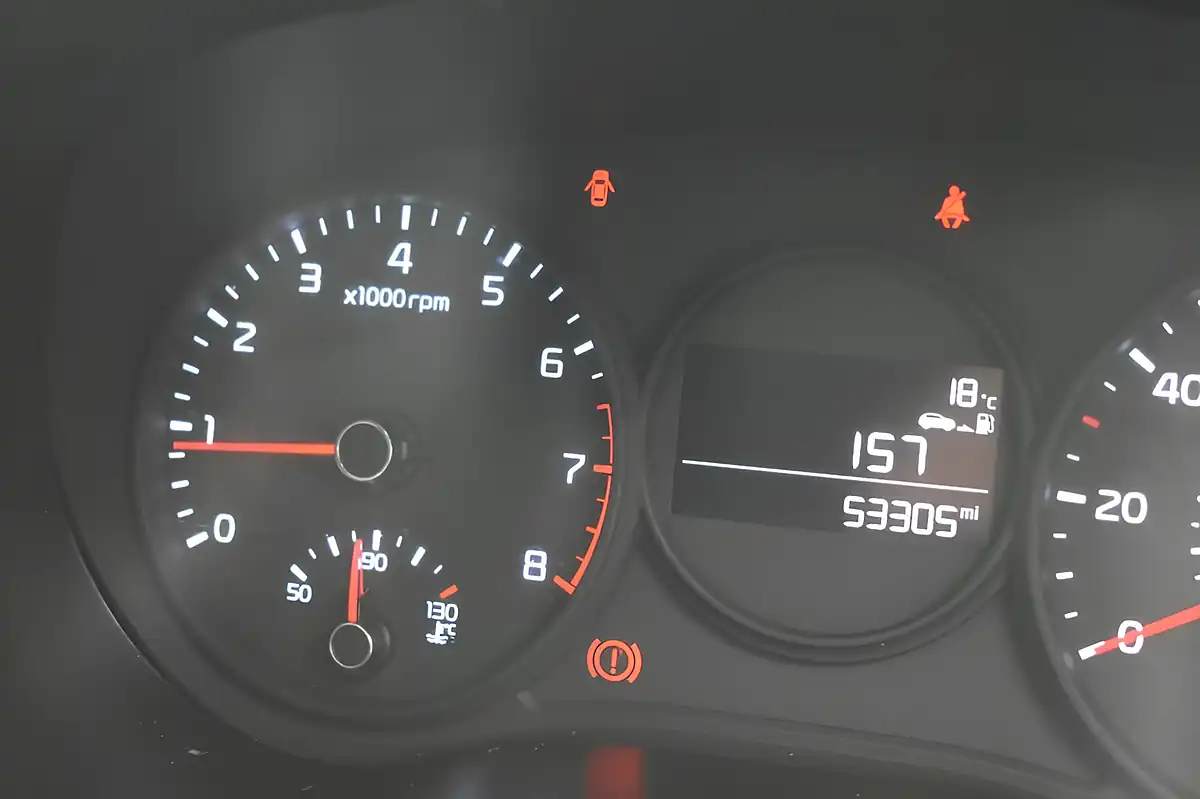 Used 2018 Kia Picanto 2 White - Interior and Exterior details 15