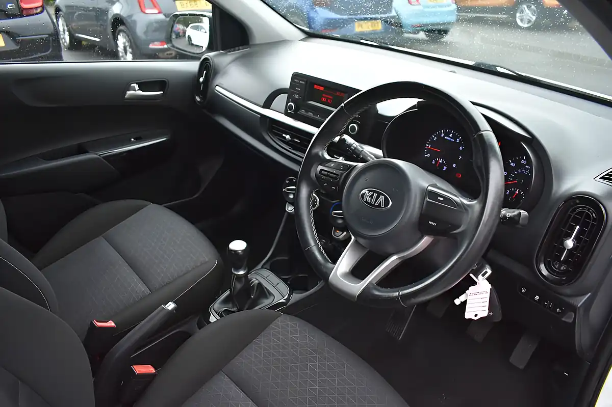 Used 2018 Kia Picanto 2 White - Interior and Exterior details 20
