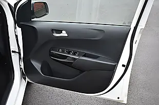 Used 2018 Kia Picanto 2 White - Interior and Exterior details 7