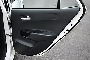 Used 2018 Kia Picanto 2 White - Interior and Exterior details 8