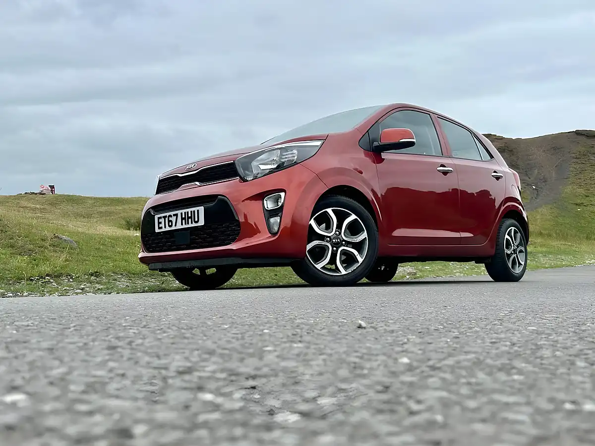 Used 2018 Kia Picanto 3 Orange - Interior and Exterior details 12