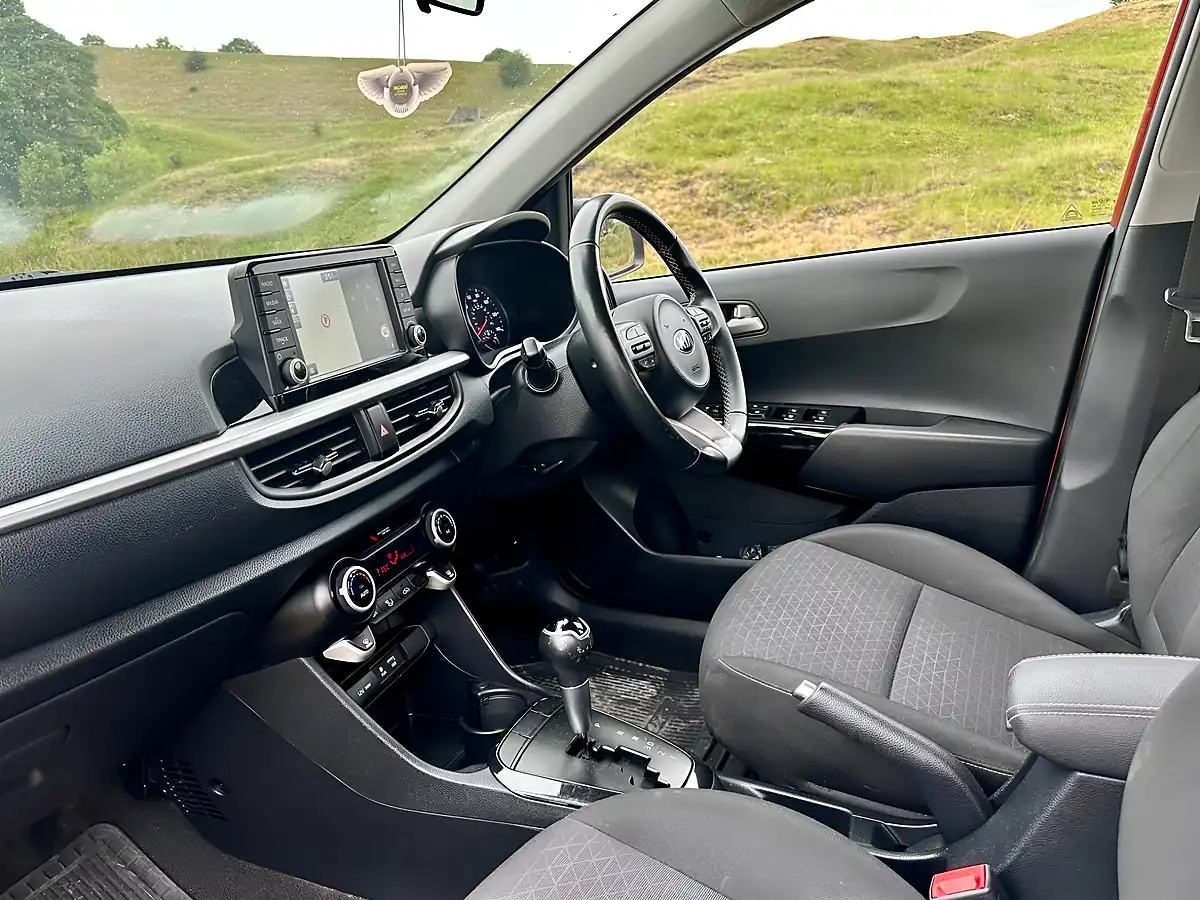 Used 2018 Kia Picanto 3 Orange - Interior and Exterior details 18