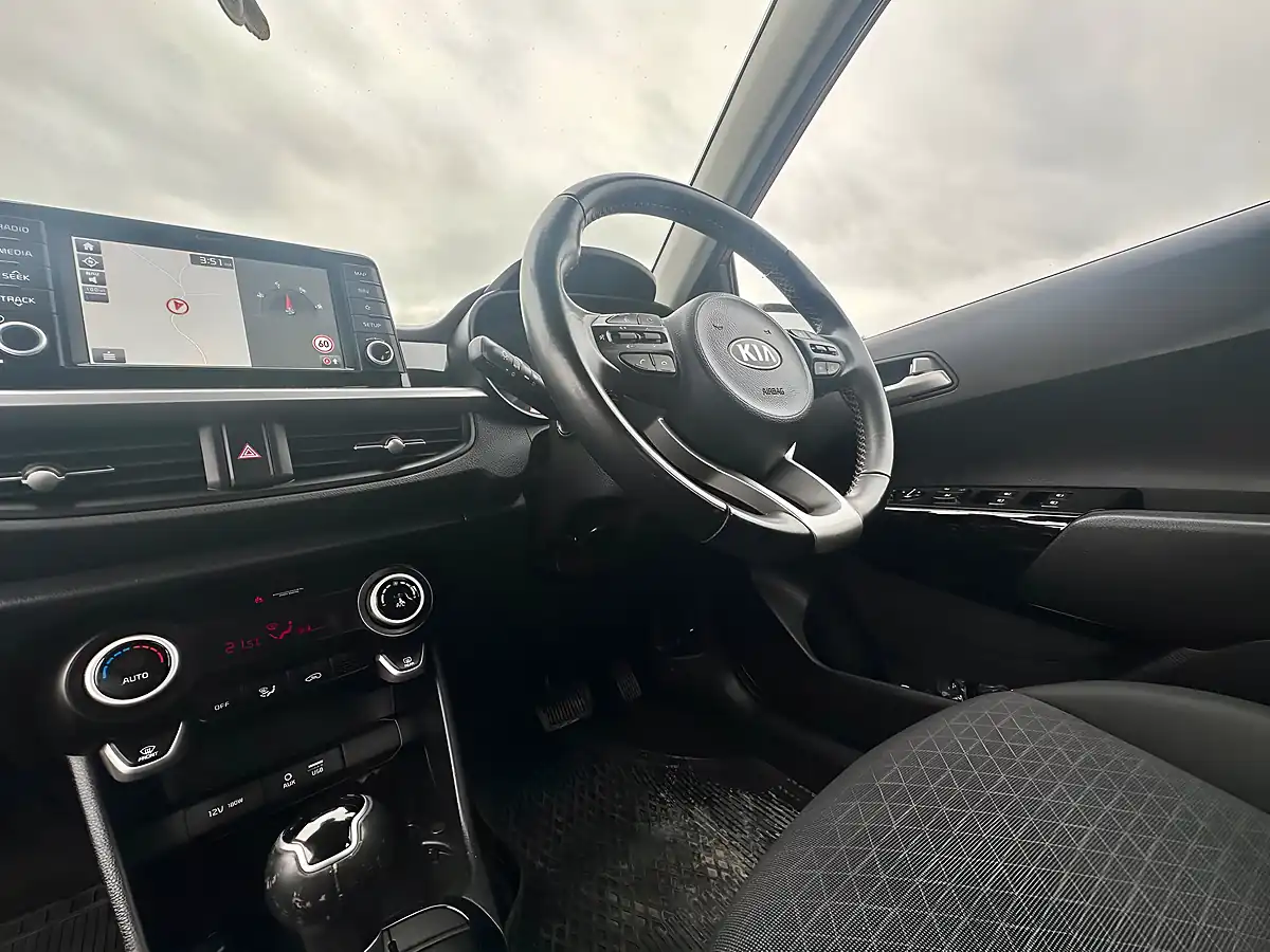 Used 2018 Kia Picanto 3 Orange - Interior and Exterior details 19
