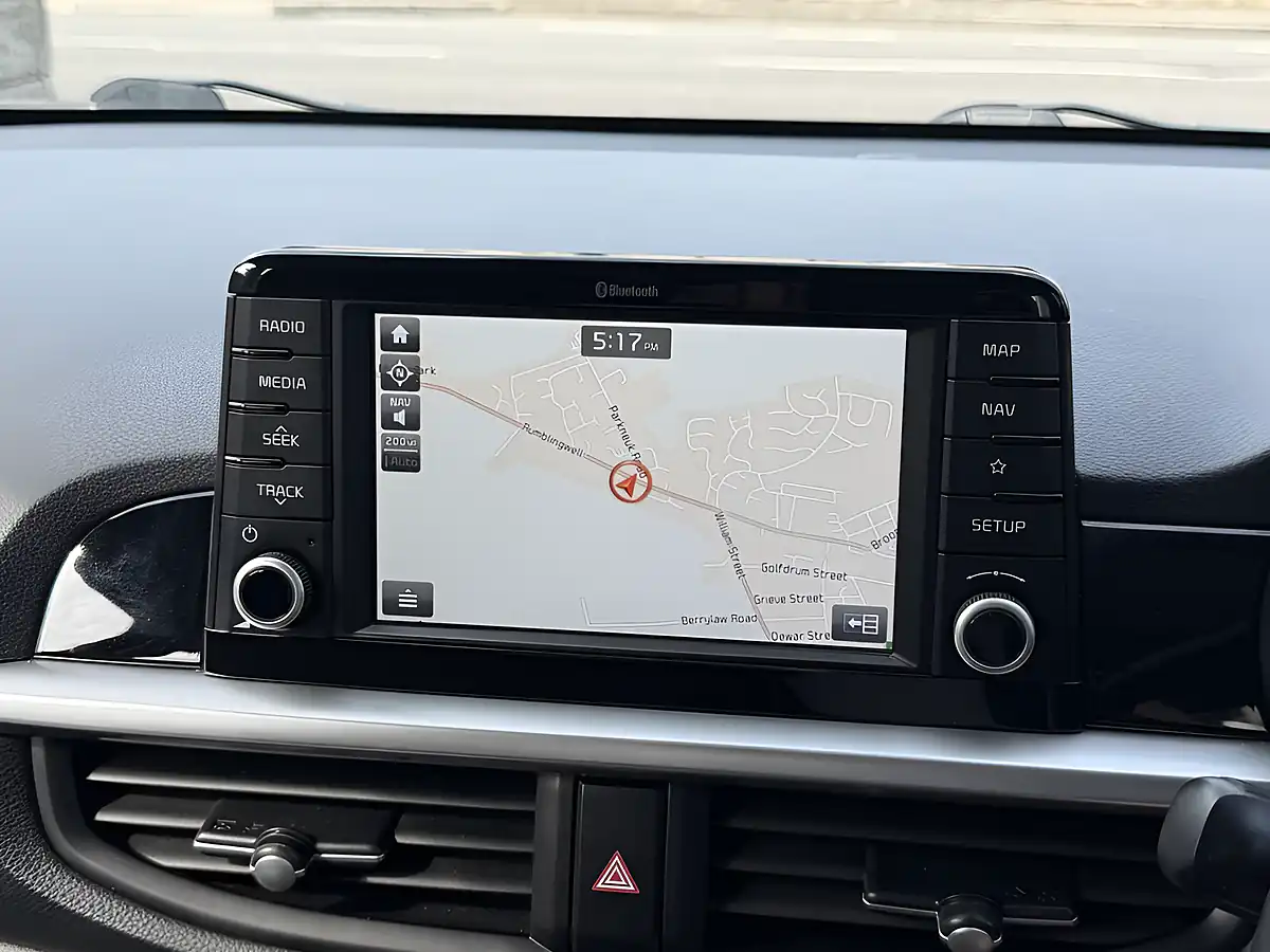 Used 2018 Kia Picanto 3 Silver - Interior and Exterior details 16