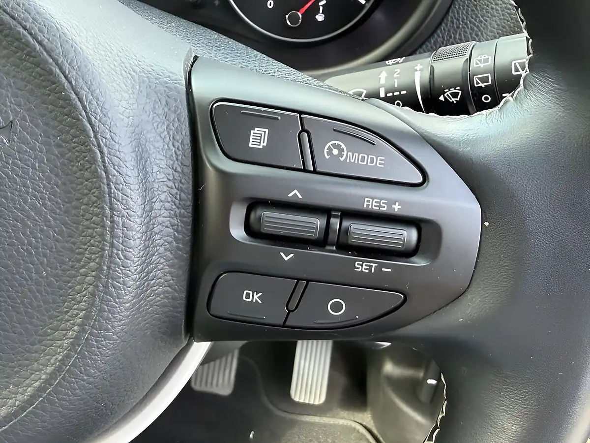 Used 2018 Kia Picanto 3 Silver - Interior and Exterior details 18