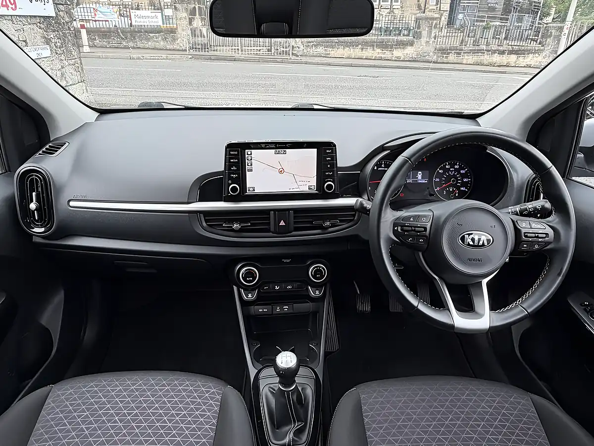Used 2018 Kia Picanto 3 Silver - Interior and Exterior details 19
