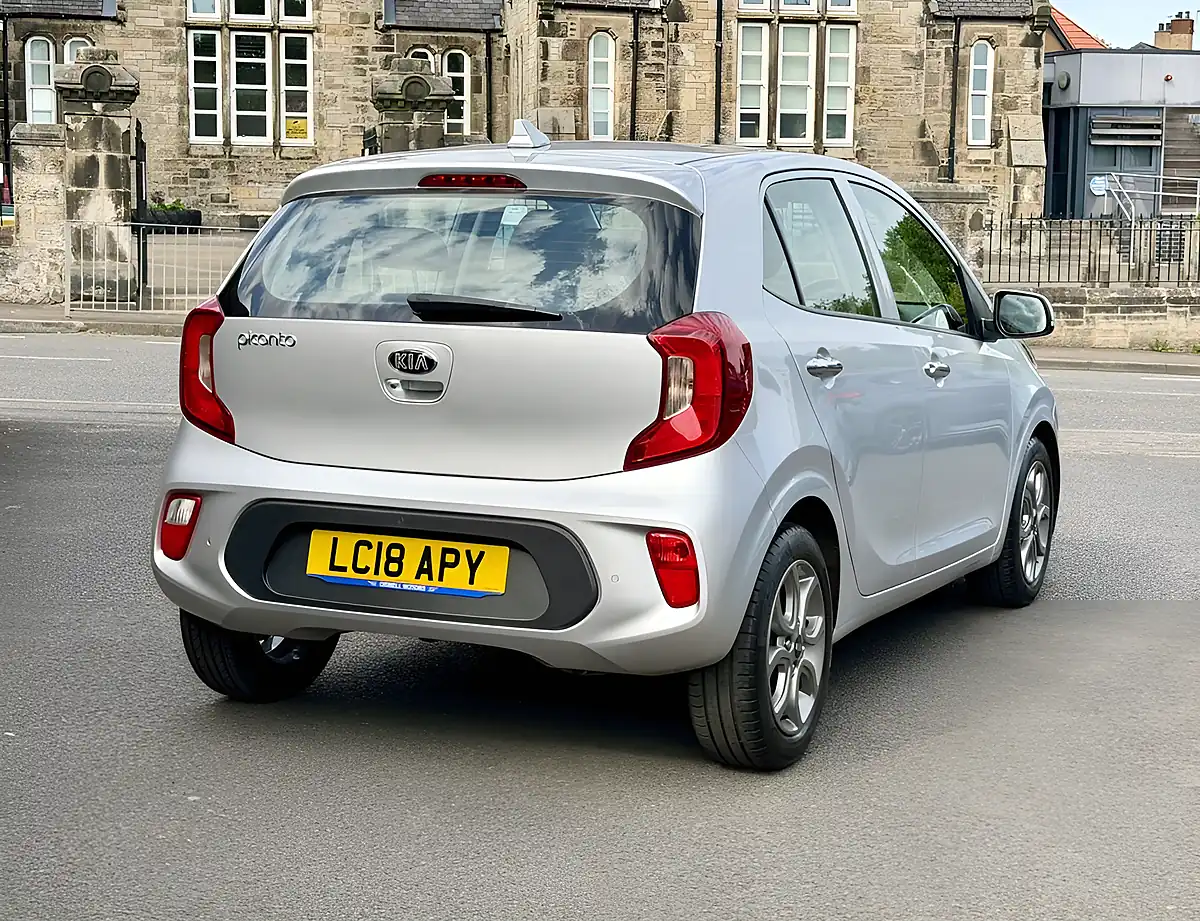 Used 2018 Kia Picanto 3 Silver - Interior and Exterior details 20