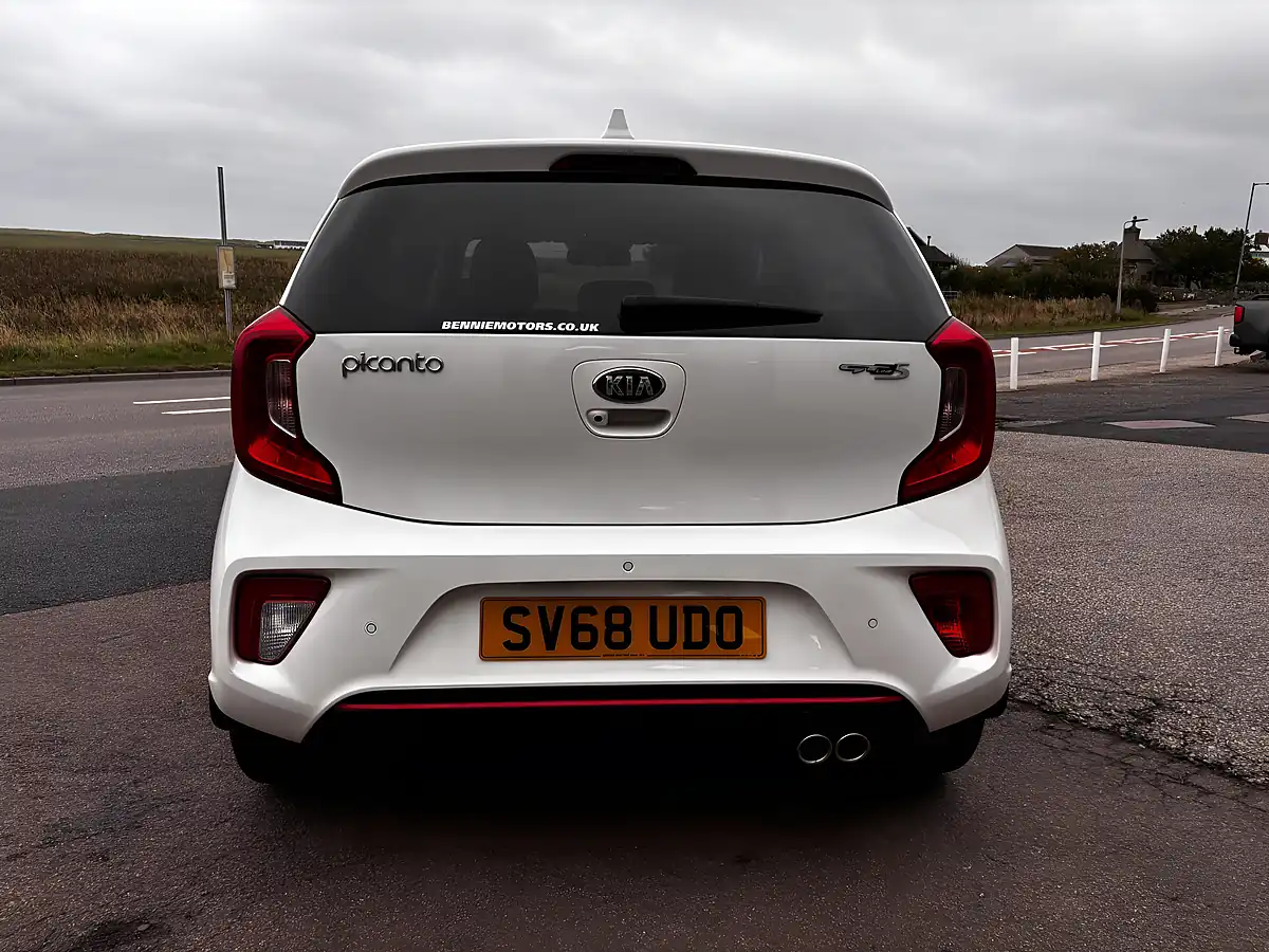 Used 2018 Kia Picanto GT-Line S White - Interior and Exterior details 10
