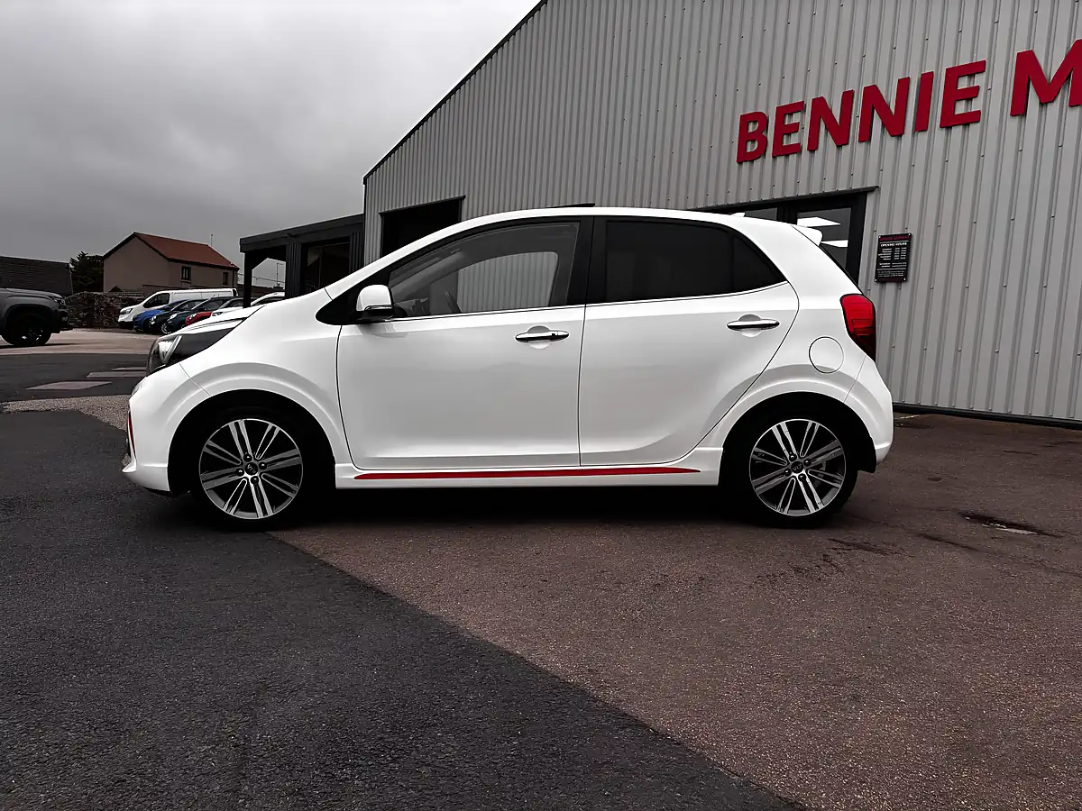 Used 2018 Kia Picanto GT-Line S White - Interior and Exterior details 8