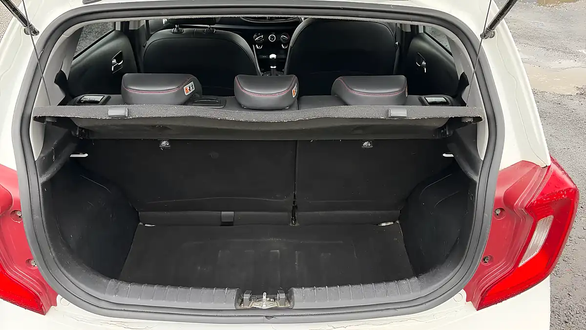 Used 2018 Kia Picanto GT-Line White - Interior and Exterior details 15