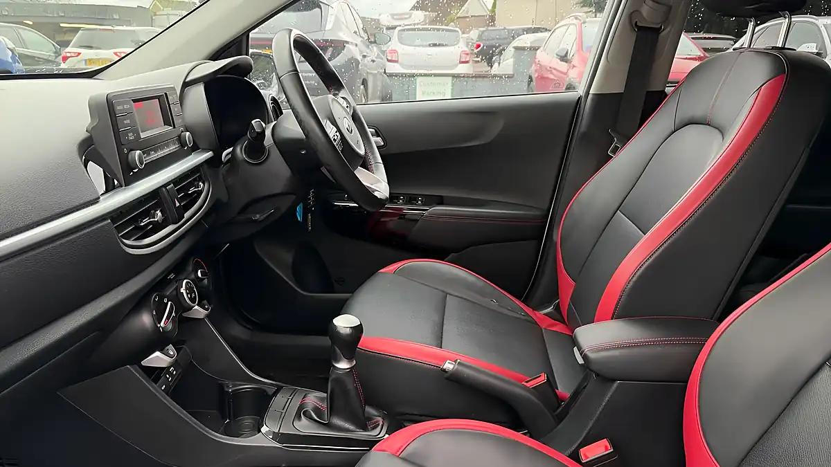 Used 2018 Kia Picanto GT-Line White - Interior and Exterior details 6
