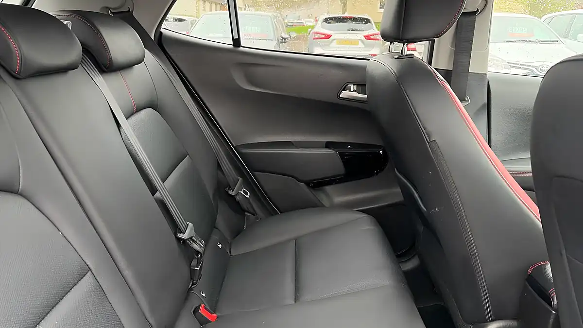 Used 2018 Kia Picanto GT-Line White - Interior and Exterior details 9