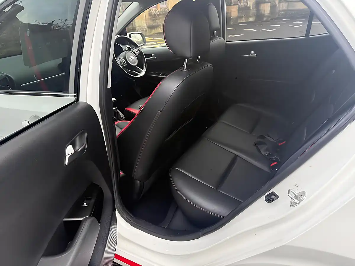 Used 2018 Kia Picanto GT-Line White - Interior and Exterior details 10