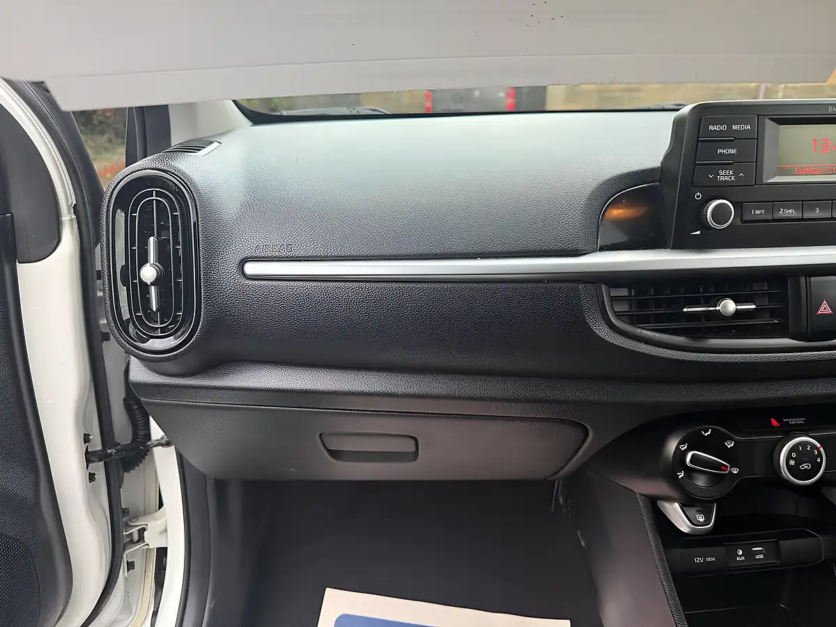 Used 2018 Kia Picanto GT-Line White - Interior and Exterior details 12