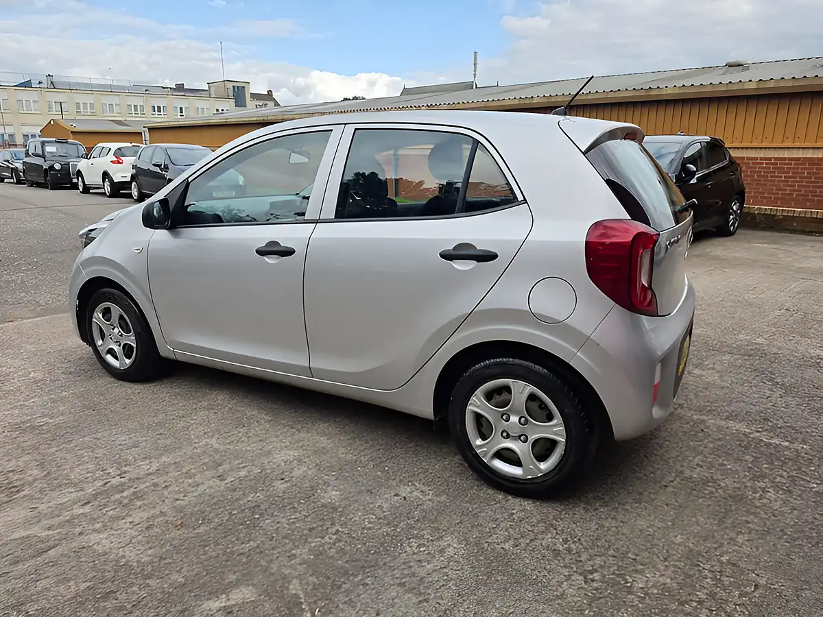 Used 2018 Kia Picanto Picanto 1 Silver - Interior and Exterior details 7