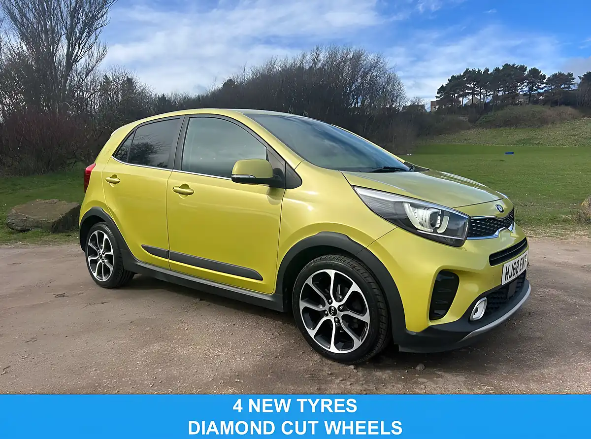 Used 2018 Kia Picanto X-Line Green - Front View