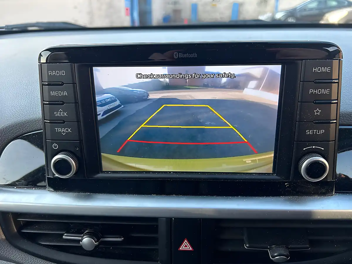 Used 2018 Kia Picanto X-Line Green - Interior and Exterior details 10