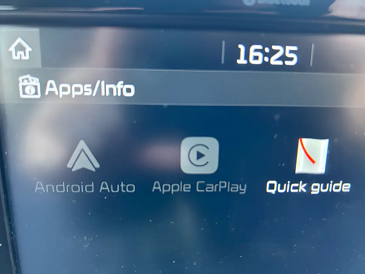 Used 2018 Kia Picanto X-Line Green - Interior and Exterior details 12