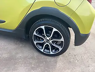 Used 2018 Kia Picanto X-Line Green - Interior and Exterior details 16