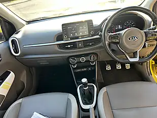Used 2018 Kia Picanto X-Line Green - Interior and Exterior details 6