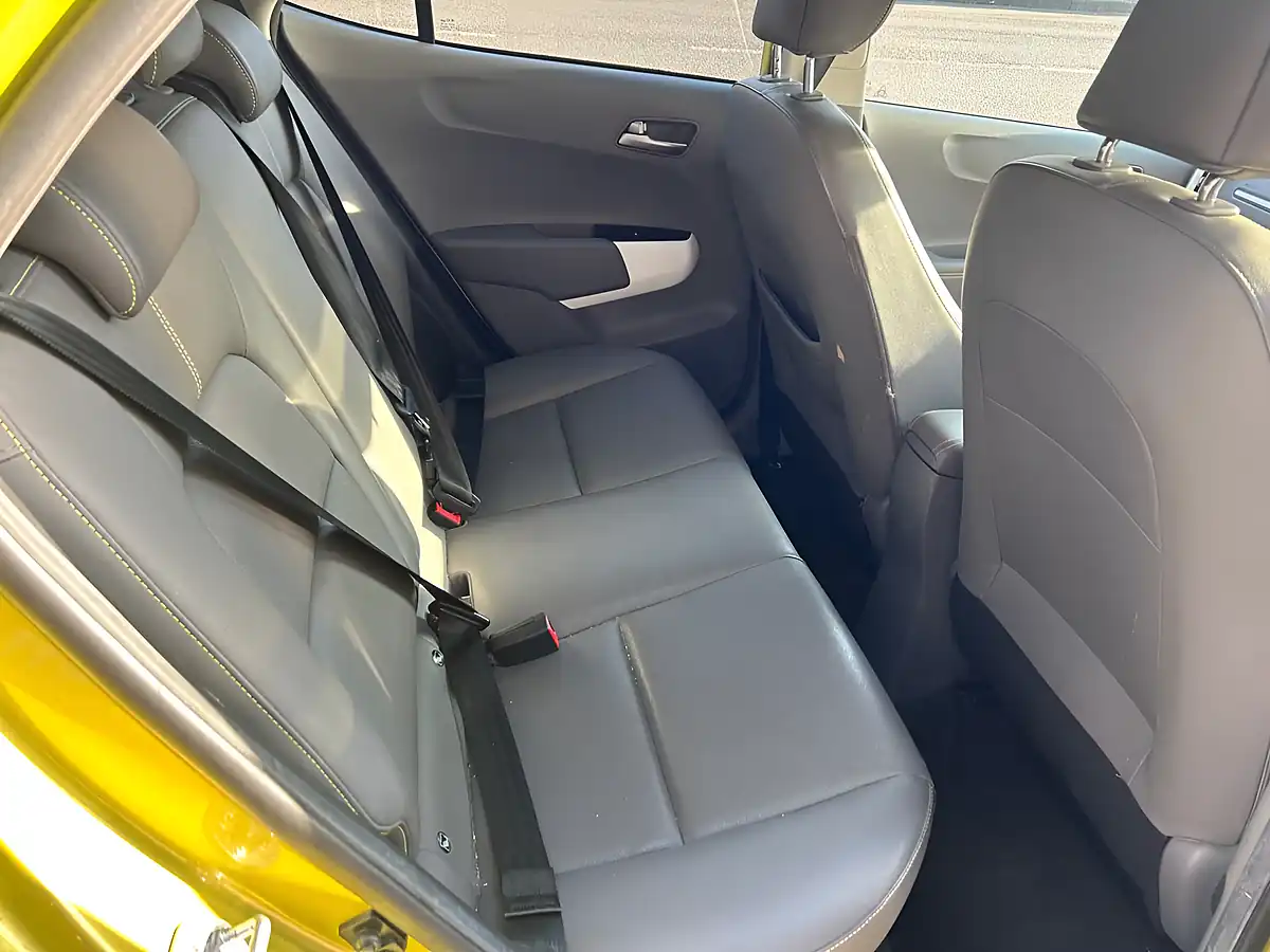 Used 2018 Kia Picanto X-Line Green - Interior and Exterior details 7