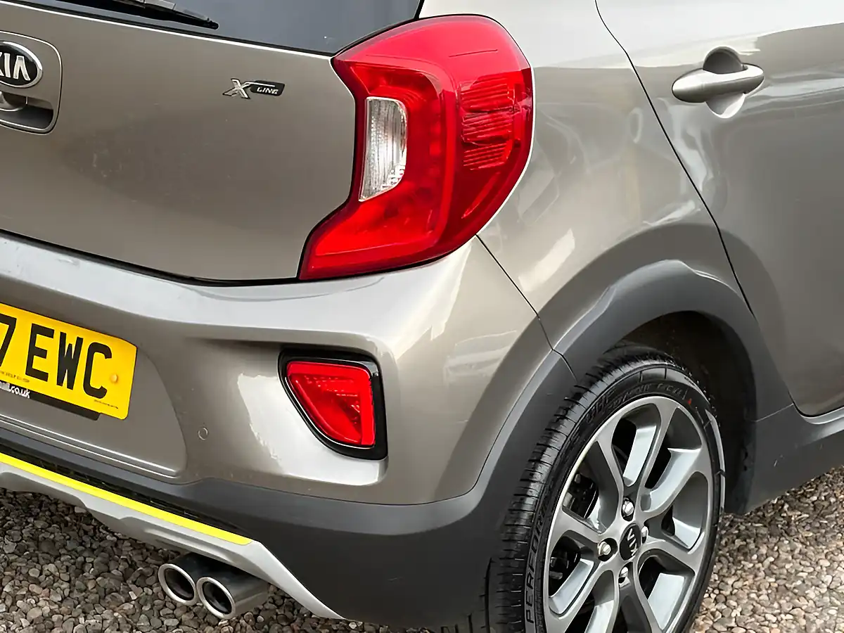 Used 2018 Kia Picanto X-Line Silver - Interior and Exterior details 9
