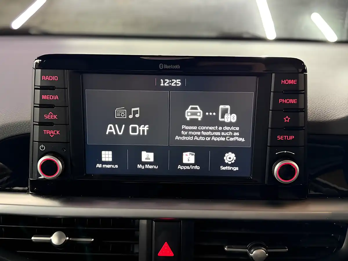 Used 2018 Kia Picanto X-Line White - Interior and Exterior details 19