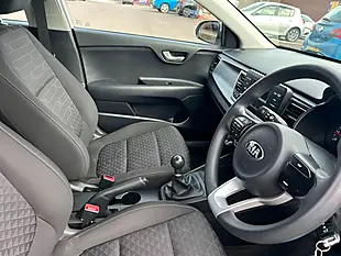 Used 2018 Kia Rio 1 White - Interior and Exterior details 10