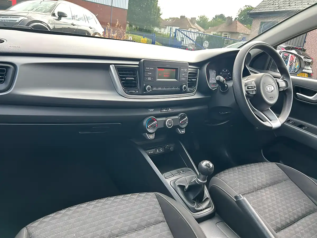 Used 2018 Kia Rio 1 White - Interior and Exterior details 11