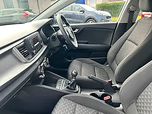 Used 2018 Kia Rio 1 White - Interior and Exterior details 9