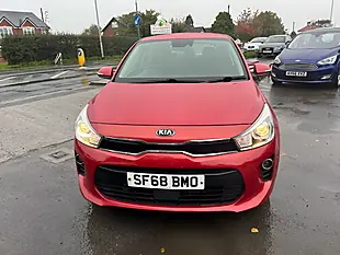 Used 2018 Kia Rio 2 Red - Interior and Exterior details 10