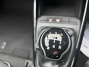 Used 2018 Kia Rio 2 Red - Interior and Exterior details 18