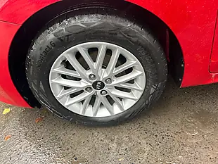 Used 2018 Kia Rio 2 Red - Interior and Exterior details 20