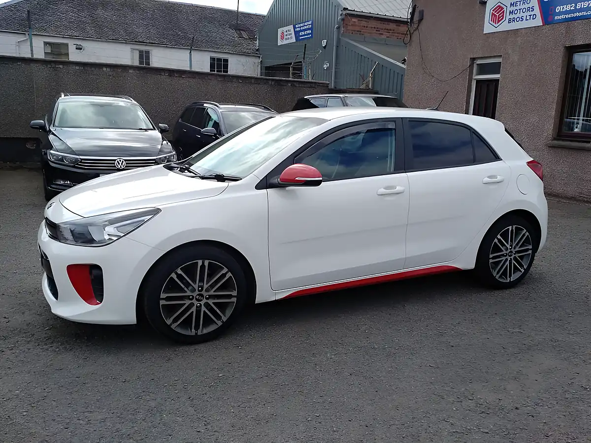 Used 2018 Kia Rio Pulse White - Interior and Exterior details 2