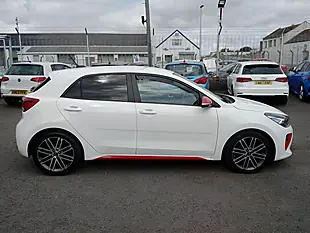 Used 2018 Kia Rio Pulse White - Interior and Exterior details 8