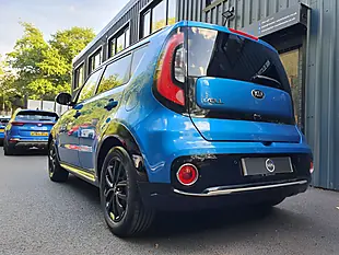 Used 2018 Kia Soul 2 Caribbean Blue - Interior and Exterior details 3