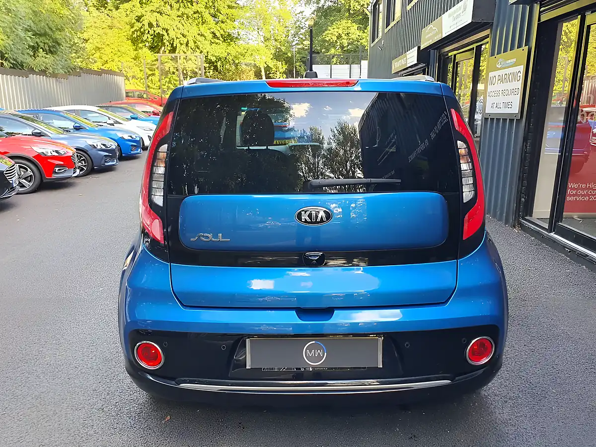 Used 2018 Kia Soul 2 Caribbean Blue - Interior and Exterior details 5