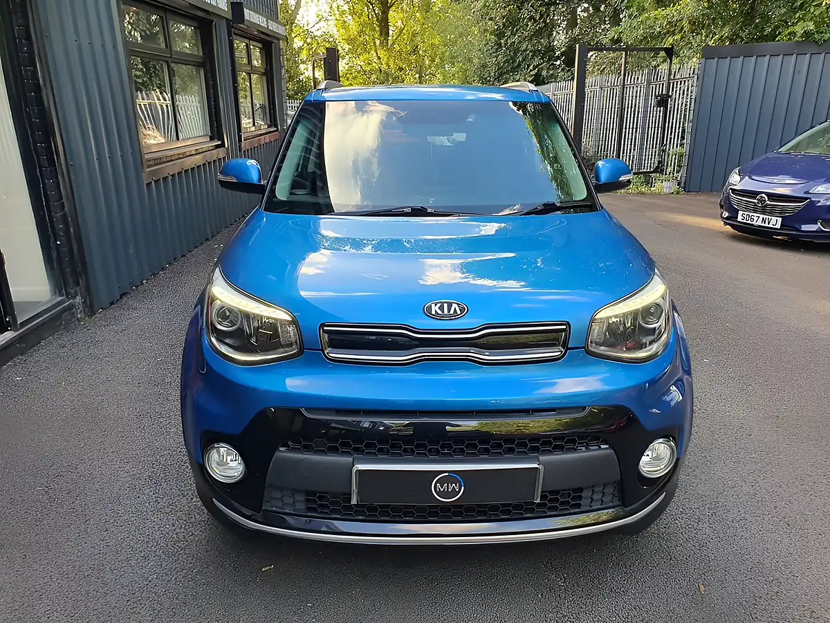 Used 2018 Kia Soul 2 Caribbean Blue - Interior and Exterior details 8