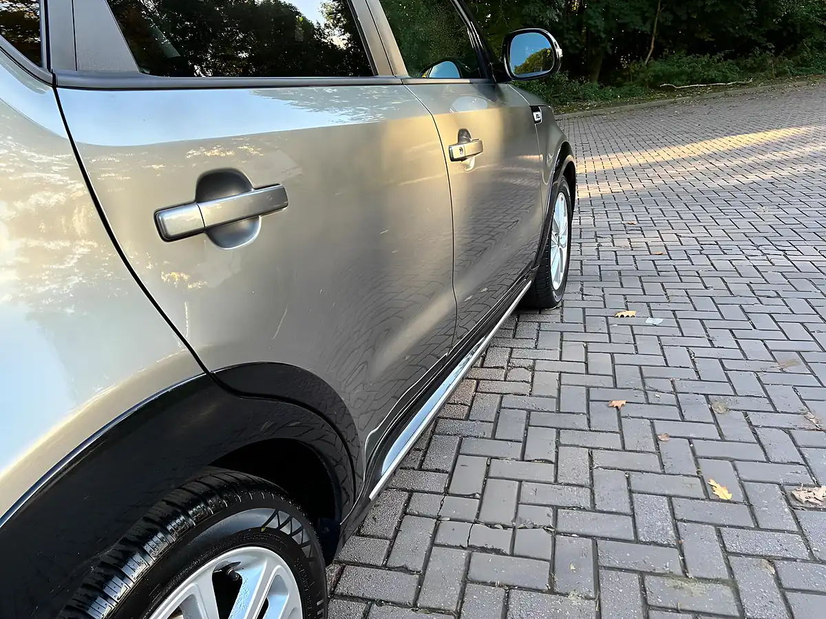 Used 2018 Kia Soul 2 Silver - Interior and Exterior details 12