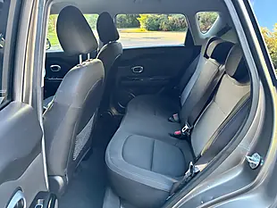 Used 2018 Kia Soul 2 Silver - Interior and Exterior details 14
