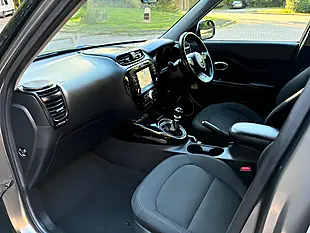 Used 2018 Kia Soul 2 Silver - Interior and Exterior details 16