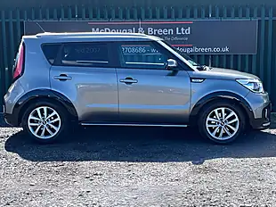Used 2018 Kia Soul 2 Silver - Interior and Exterior details 7