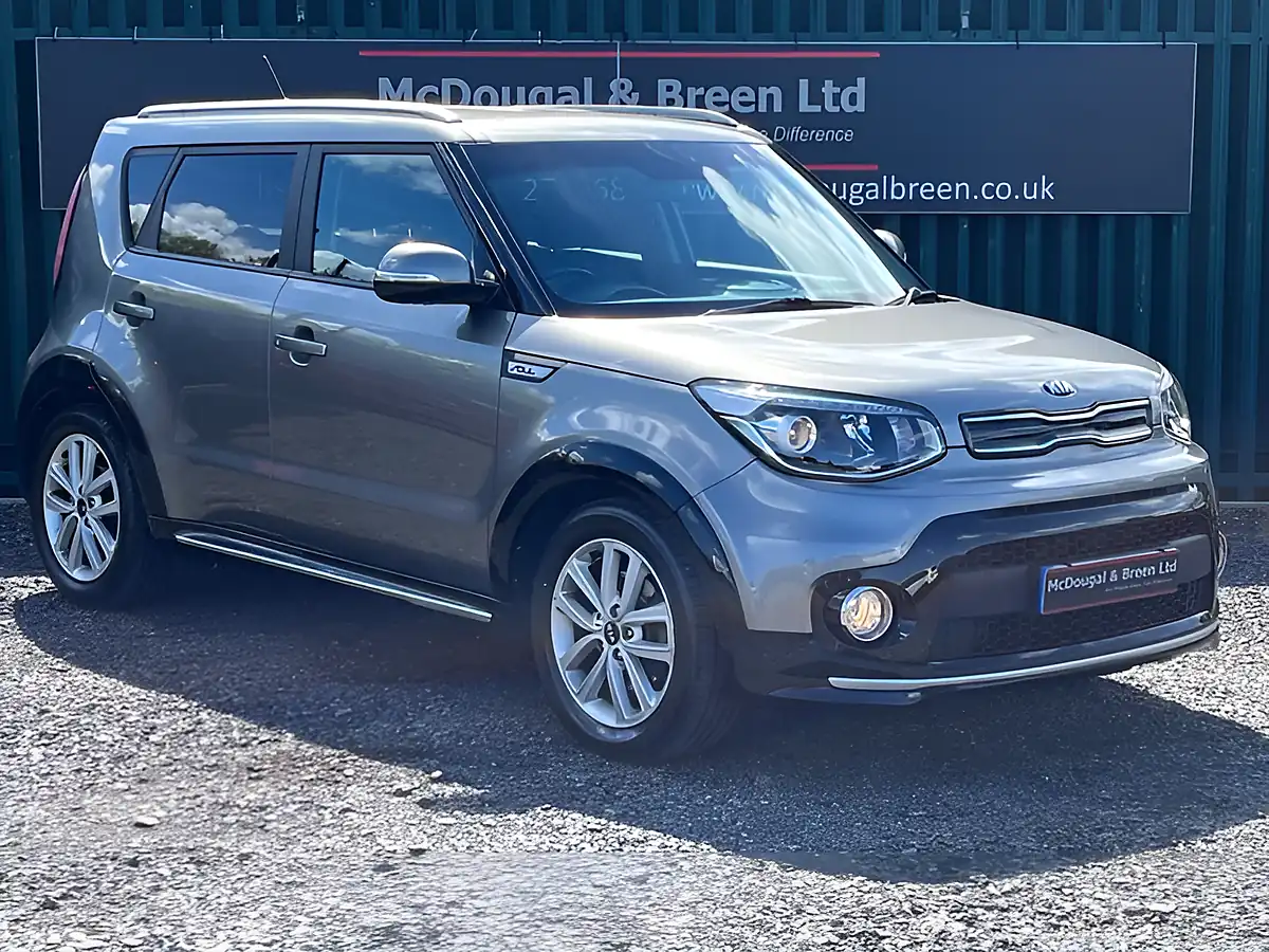 Used 2018 Kia Soul 2 Silver - Interior and Exterior details 8
