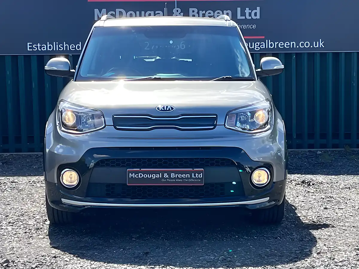 Used 2018 Kia Soul 2 Silver - Interior and Exterior details 9
