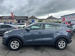 Used 2018 Kia Sportage 1 Blue - Interior and Exterior details 5