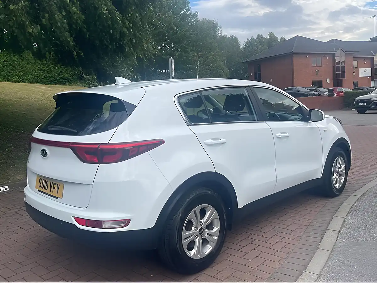 Used 2018 Kia Sportage 1 White - Interior and Exterior details 11