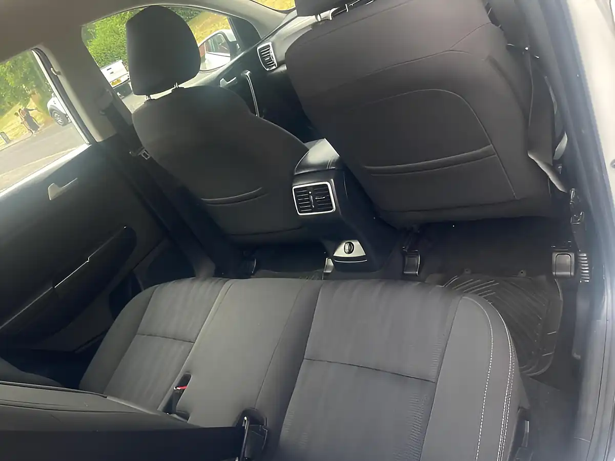 Used 2018 Kia Sportage 1 White - Interior and Exterior details 15