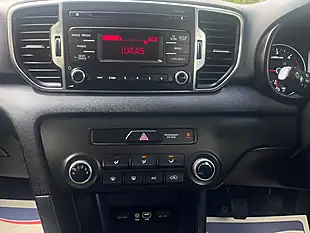 Used 2018 Kia Sportage 1 White - Interior and Exterior details 19