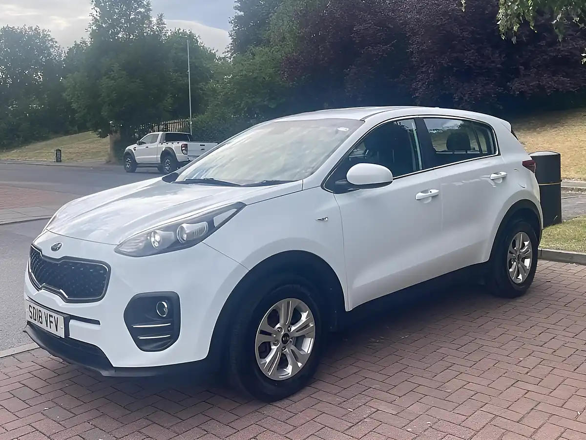 Used 2018 Kia Sportage 1 White - Interior and Exterior details 3